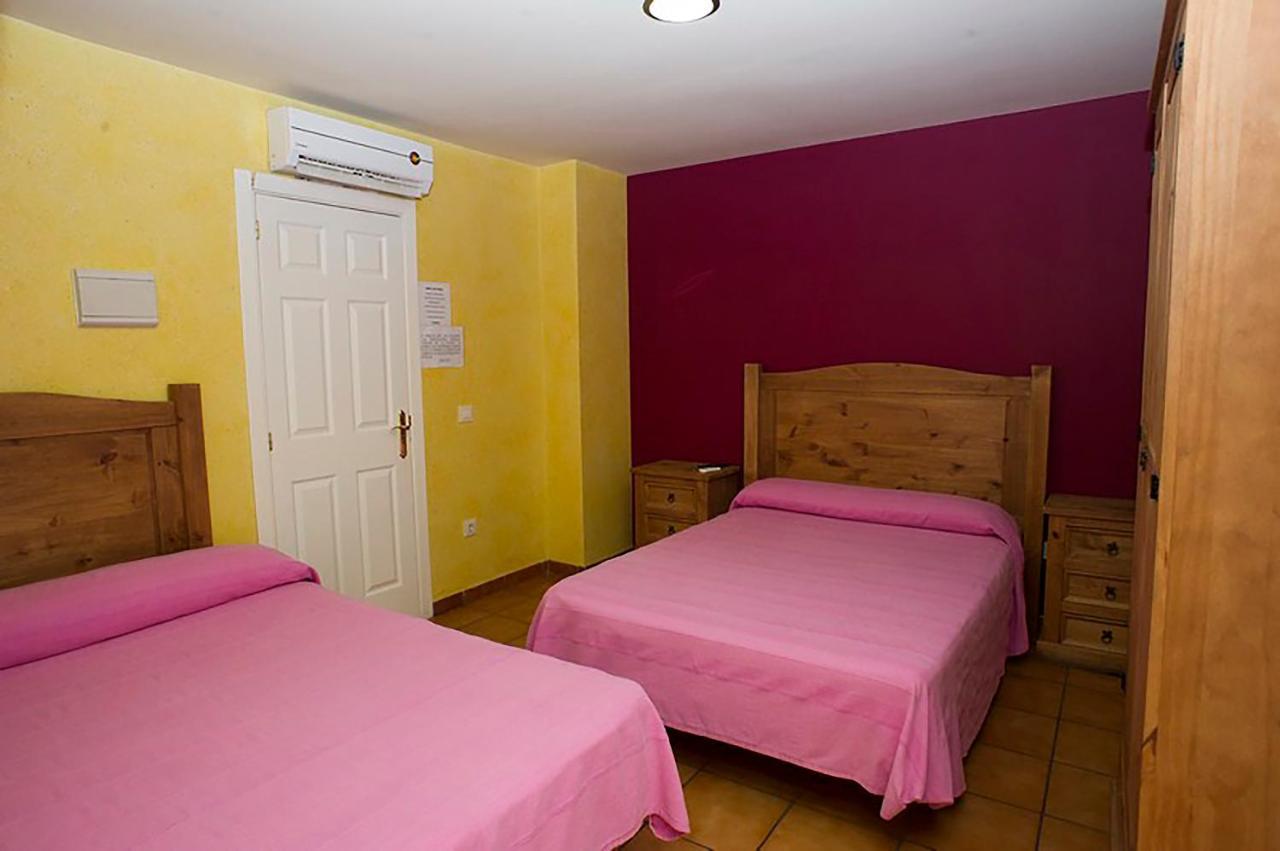 Hostal Velarde Талавера-де-ла-Рейна Экстерьер фото